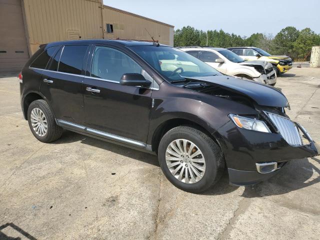 2LMDJ6JKXDBL45221 - 2013 LINCOLN MKX BLACK photo 4