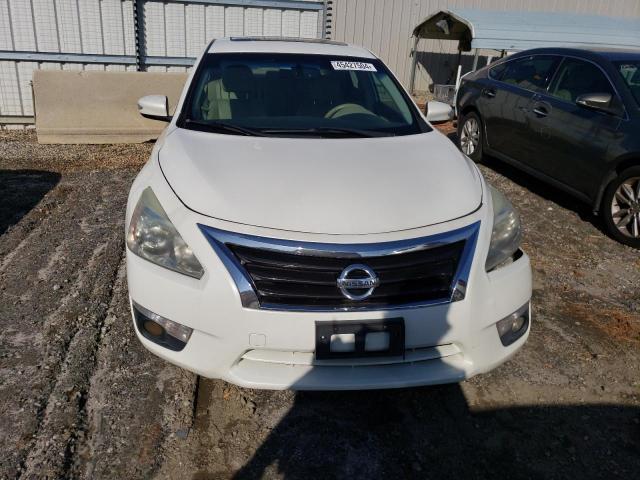 1N4AL3AP2DN513810 - 2013 NISSAN ALTIMA 2.5 WHITE photo 5