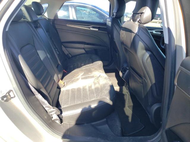 3FA6P0LU8FR143605 - 2015 FORD FUSION SE HYBRID SILVER photo 10