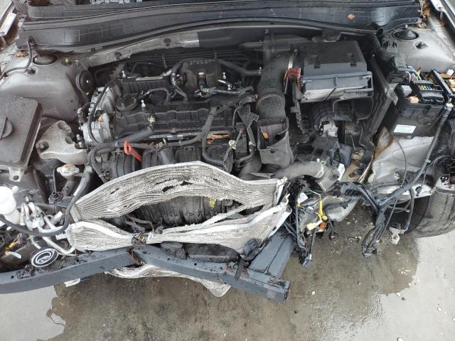 5XXGT4L34JG196110 - 2018 KIA OPTIMA LX SILVER photo 11