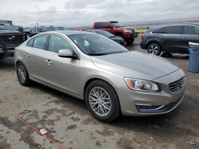 YV1612TK9F1361076 - 2015 VOLVO S60 PREMIER TAN photo 4