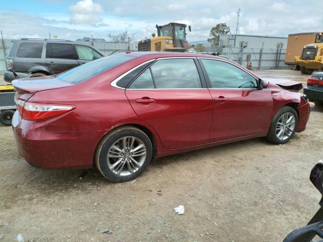 4T1BD1FK5HU221279 - 2017 TOYOTA CAMRY HYBRID RED photo 3