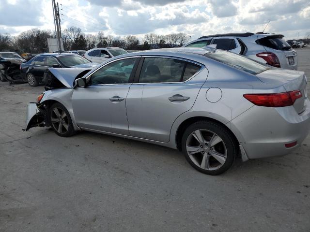 19VDE1F50DE008682 - 2013 ACURA ILX 20 PREMIUM SILVER photo 2