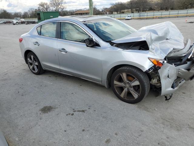 19VDE1F50DE008682 - 2013 ACURA ILX 20 PREMIUM SILVER photo 4