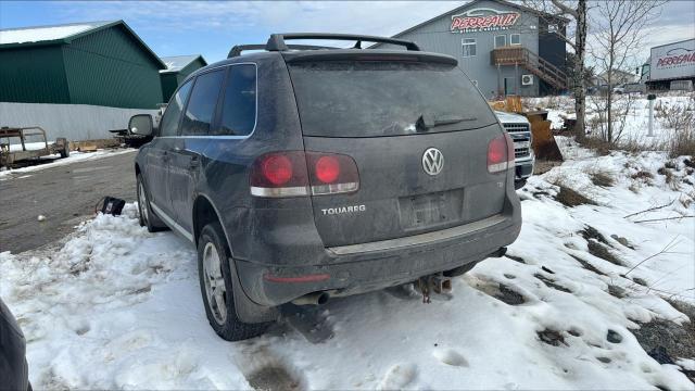 WVGFM67L59D037371 - 2009 VOLKSWAGEN TOUAREG 2 V6 TDI BLACK photo 2