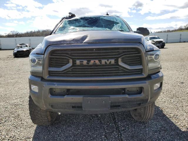 3C6UR5NL2JG222700 - 2018 RAM 2500 LARAMIE GRAY photo 5