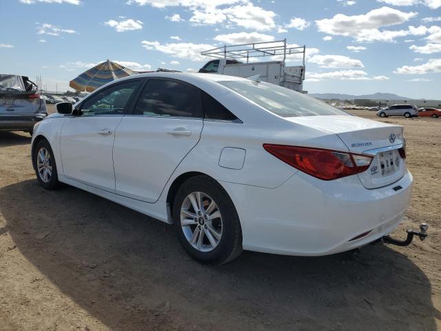 5NPEB4AC5CH485694 - 2012 HYUNDAI SONATA GLS WHITE photo 2