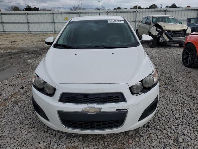 1G1JA6SH8E4137963 - 2014 CHEVROLET SONIC LS WHITE photo 5
