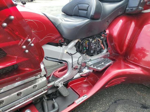 1HFSC47054A307229 - 2004 HONDA GL1800 MAROON photo 9