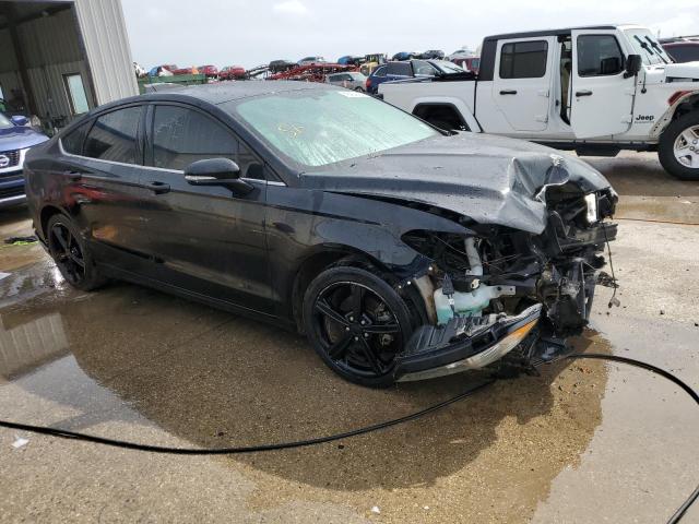 3FA6P0H73GR237458 - 2016 FORD FUSION SE BLACK photo 4