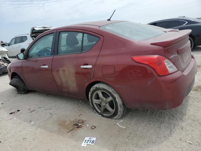 3N1CN7AP5JL840639 - 2018 NISSAN VERSA S BURGUNDY photo 2