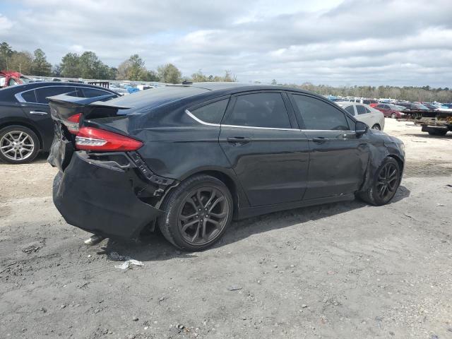 3FA6P0HDXJR259034 - 2018 FORD FUSION SE BLACK photo 3