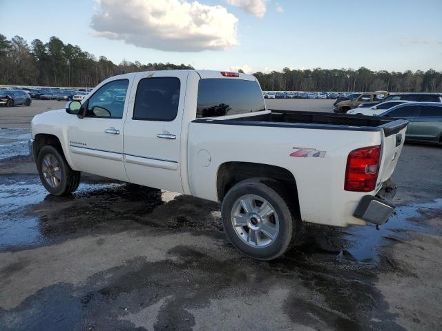 3GCPCSE01CG120142 - 2012 CHEVROLET SILVERADO C1500 LT WHITE photo 2