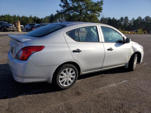 3N1CN7APXHL820025 - 2017 NISSAN VERSA S SILVER photo 3