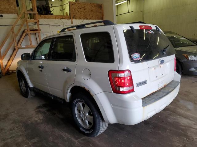 1FMCU9D70AKB95371 - 2010 FORD ESCAPE XLT WHITE photo 2