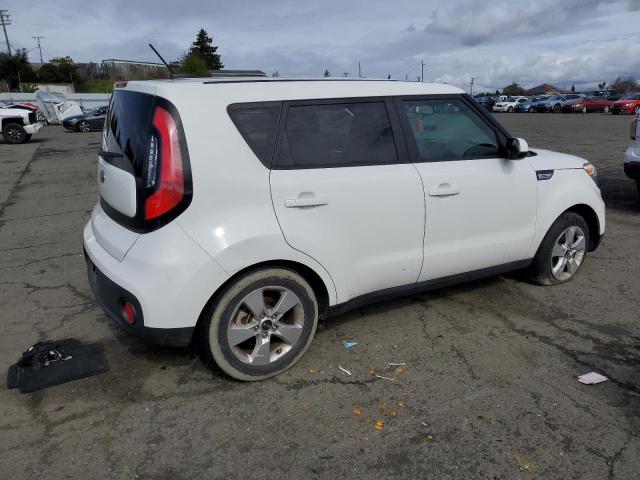 KNDJN2A20H7460022 - 2017 KIA SOUL WHITE photo 3