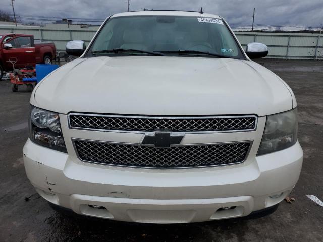 1GNFK13078R182817 - 2008 CHEVROLET TAHOE K1500 WHITE photo 5