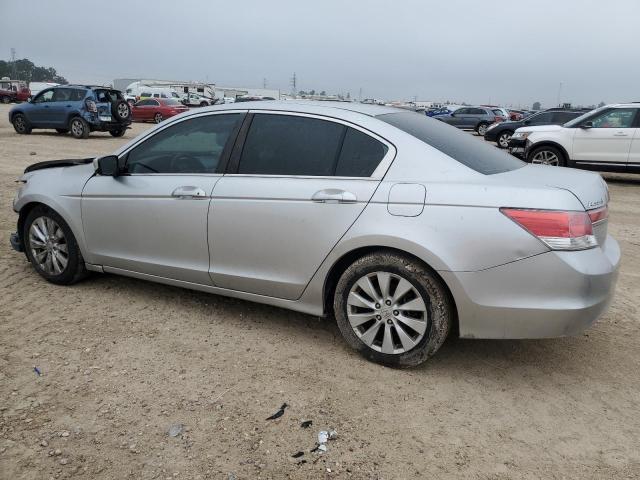 1HGCP2F60CA071067 - 2012 HONDA ACCORD SE SILVER photo 2