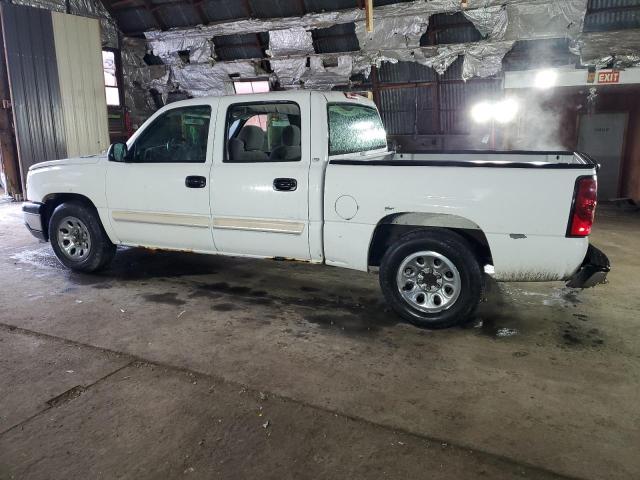 2GCEC13T951205501 - 2005 CHEVROLET SILVERADO C1500 WHITE photo 2