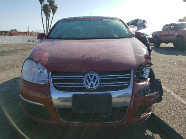 3VWJZ71K28M021540 - 2008 VOLKSWAGEN JETTA S RED photo 5