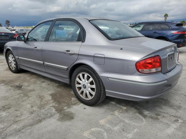 KMHWF35H75A155828 - 2005 HYUNDAI SONATA GLS SILVER photo 2