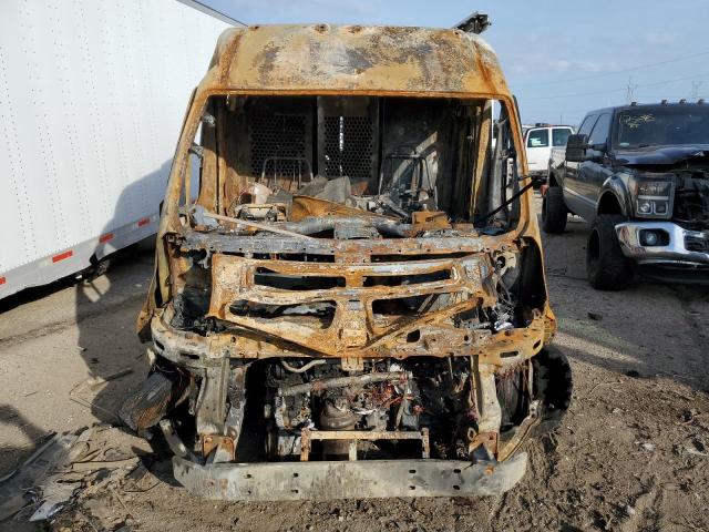 3C6TRVDG9JE118894 - 2018 RAM PROMASTER 2500 HIGH BURN photo 5