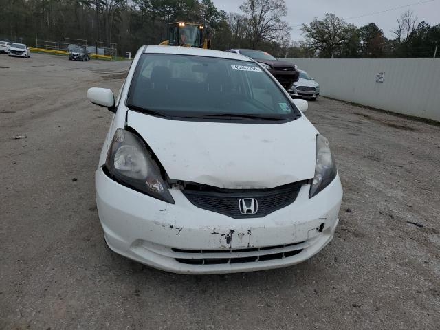 JHMGE8H30DC061736 - 2013 HONDA FIT WHITE photo 5