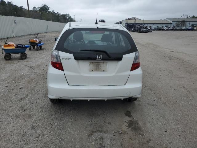 JHMGE8H30DC061736 - 2013 HONDA FIT WHITE photo 6