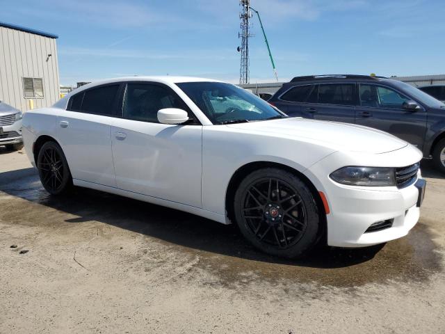 2C3CDXHG4HH524629 - 2017 DODGE CHARGER SXT WHITE photo 4