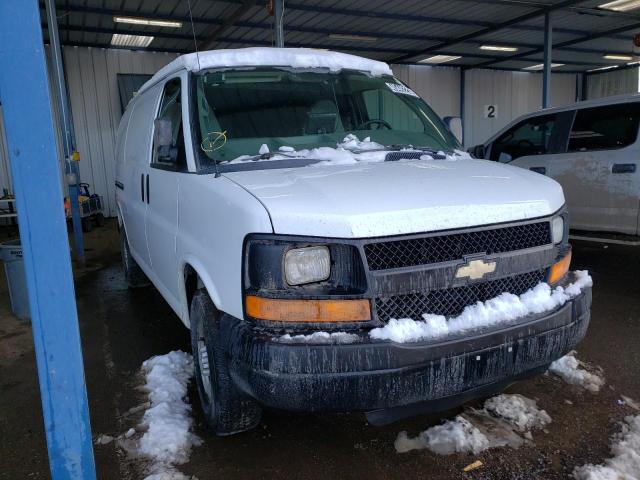 1GCWGFCA9B1100849 - 2011 CHEVROLET EXPRESS G2 WHITE photo 4