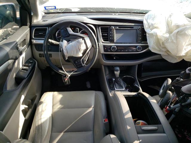 5TDKKRFH7GS145368 - 2016 TOYOTA HIGHLANDER XLE WHITE photo 8