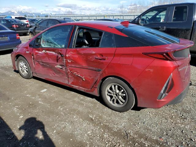 JTDKARFP2J3073286 - 2018 TOYOTA PRIUS PRIM RED photo 2