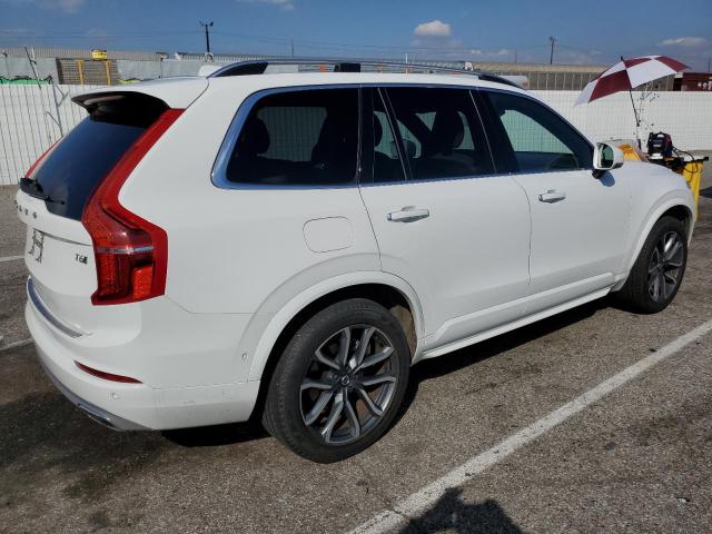 YV4A22PKXJ1374187 - 2018 VOLVO XC90 T6 WHITE photo 3