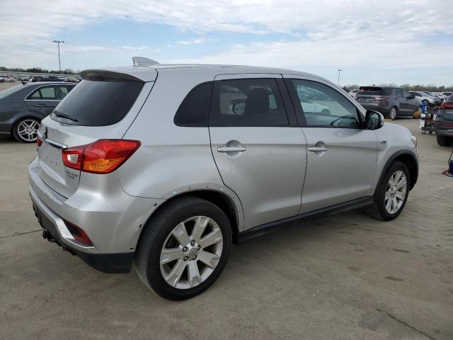 JA4AR3AU6KU011006 - 2019 MITSUBISHI OUTLANDER ES SILVER photo 3