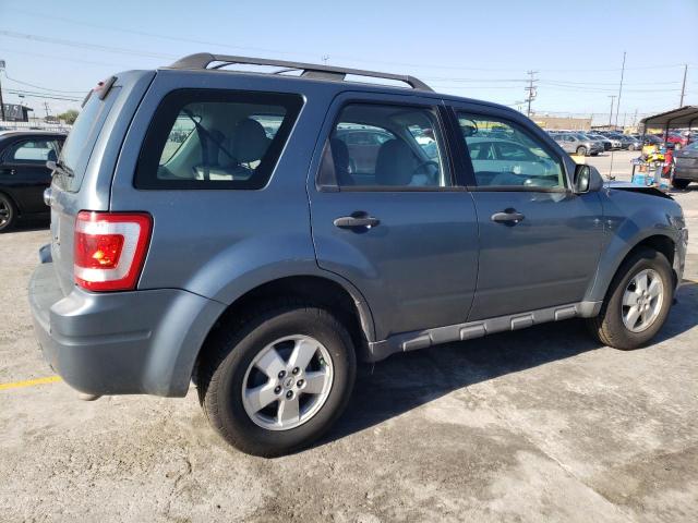 1FMCU0C75AKC96029 - 2010 FORD ESCAPE XLS BLUE photo 3