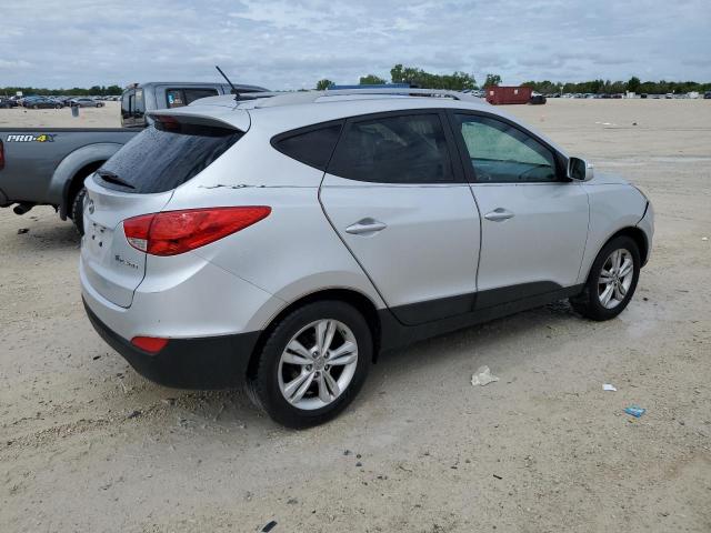 KM8JU3AC1DU654387 - 2013 HYUNDAI TUCSON GLS SILVER photo 3