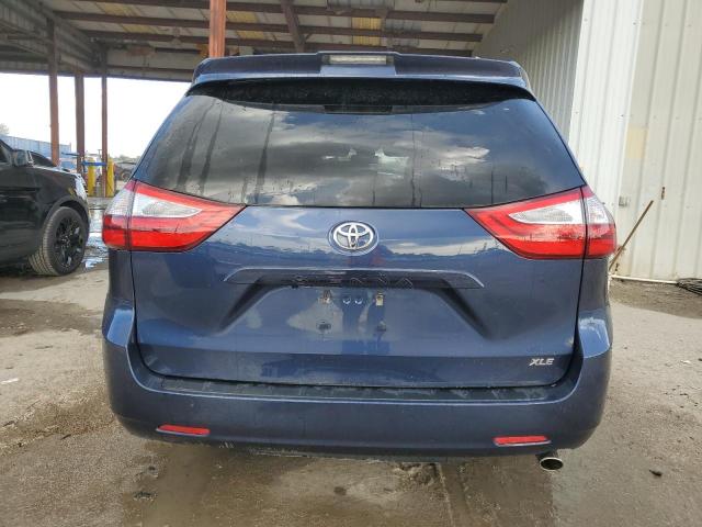 5TDYZ3DC0KS019288 - 2019 TOYOTA SIENNA XLE BLUE photo 6