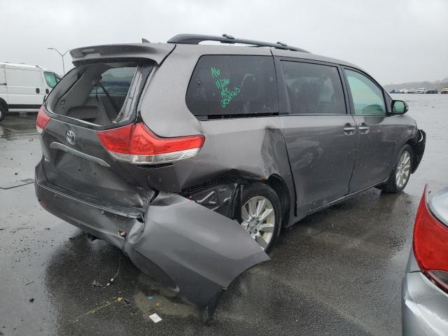 5TDDK3DC0ES076260 - 2014 TOYOTA SIENNA XLE GRAY photo 3