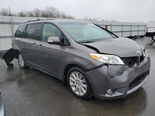 5TDDK3DC0ES076260 - 2014 TOYOTA SIENNA XLE GRAY photo 4