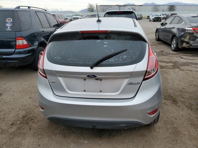 3FADP4EJ1JM123879 - 2018 FORD FIESTA SE SILVER photo 6