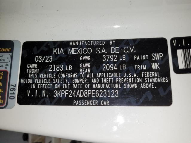 3KPF24AD8PE623123 - 2023 KIA FORTE LX WHITE photo 12