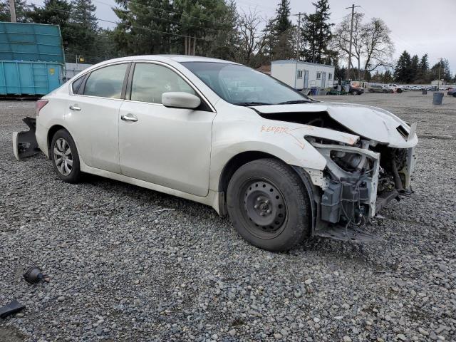 1N4AL3AP1FN369623 - 2015 NISSAN ALTIMA 2.5 WHITE photo 4