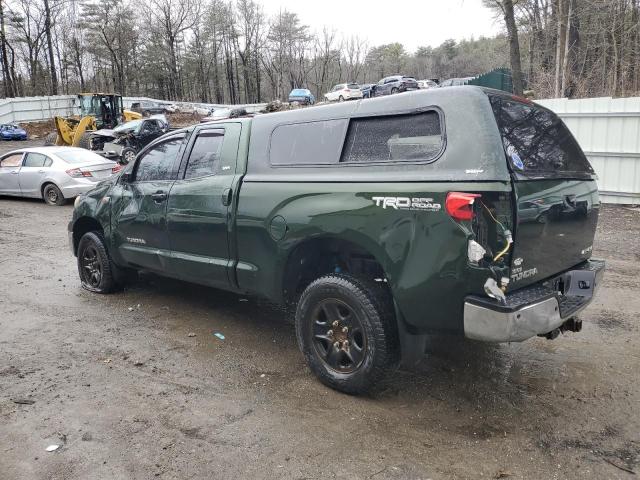 5TFUW5F12AX119285 - 2010 TOYOTA TUNDRA DOUBLE CAB SR5 GREEN photo 2