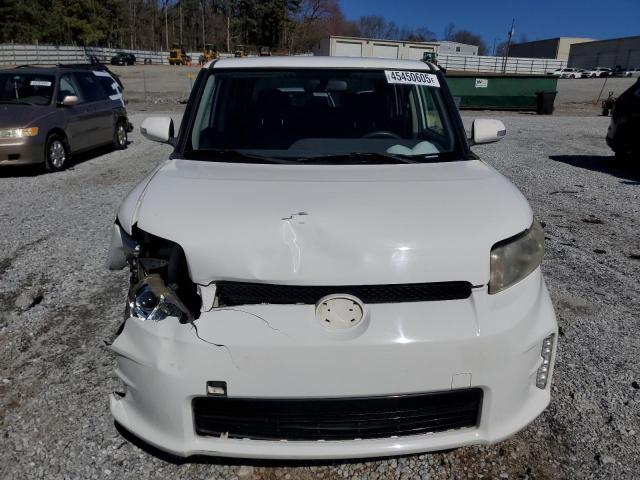 JTLZE4FE5DJ033082 - 2013 TOYOTA SCION XB 白色 照片 5