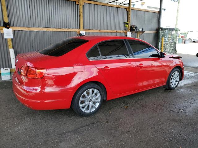 3VWD07AJ3EM411492 - 2014 VOLKSWAGEN JETTA SE RED photo 3