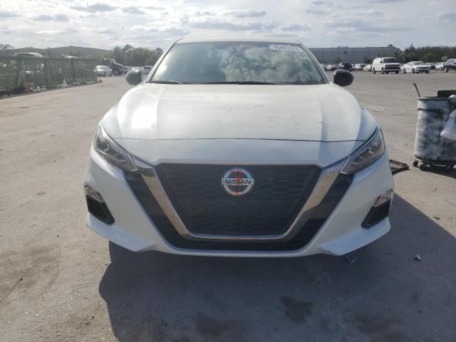 1N4BL4CV0KC142452 - 2019 NISSAN ALTIMA SR WHITE photo 5