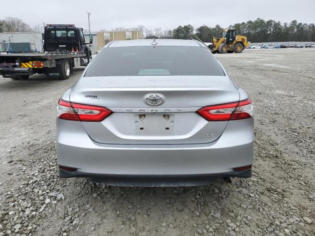 4T1B11HKXKU726456 - 2019 TOYOTA CAMRY L SILVER photo 6