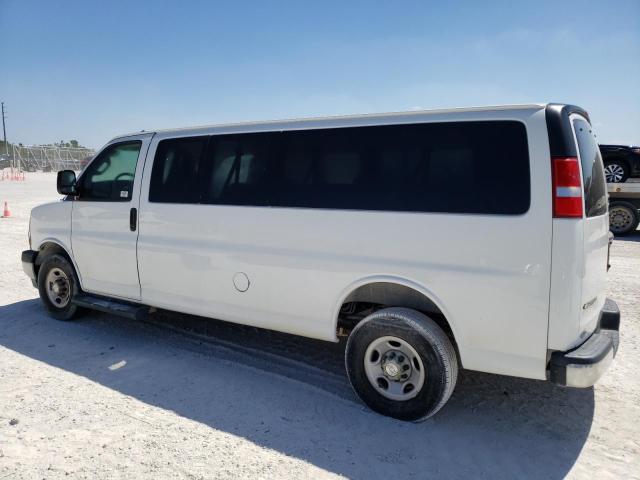 1GAZGPFG7K1209306 - 2019 CHEVROLET EXPRESS LT WHITE photo 2