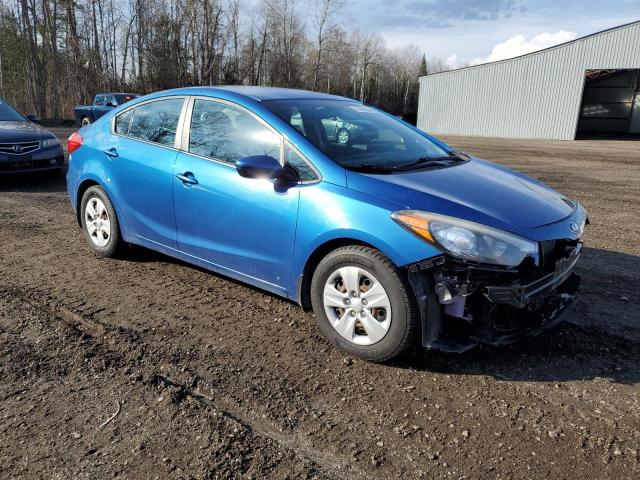 KNAFK4A61F5300914 - 2015 KIA FORTE LX BLUE photo 4