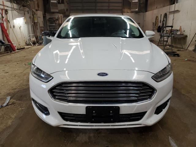 3FA6P0HD5GR147833 - 2016 FORD FUSION SE WHITE photo 5